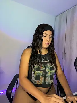 Snapshot of OriannaLuna chatting on September 20, 2:34 am OriannaLuna online show from September 20, 2:34 am