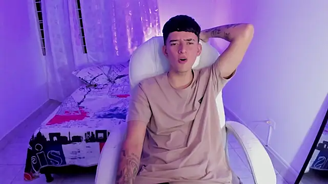 Fran Boy online show from September 18, 4:03 am