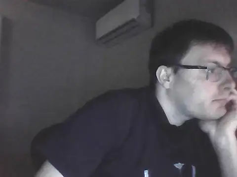 Snapshot of Dicksmsllmmmm chatting on July 25, 1:47 am Dicksmsllmmmm online show from July 25, 1:47 am