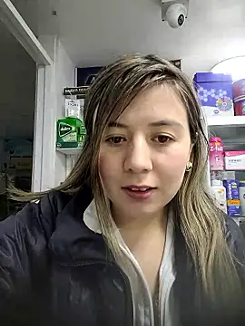Snapshot of Sophie_del_Castillo chatting on January 7, 12:46 am Sophie del Castillo online show from January 7, 12:46 am