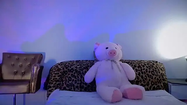 miasecretx online show from March 11, 7:25 am