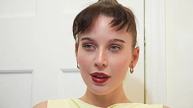 ellaa91 online show from November 3, 7:48 pm