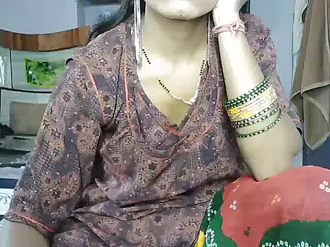 Snapshot of ROSE_GOLDE chatting on June 19, 6:51 am ROSE GOLDE online show from June 19, 6:51 am
