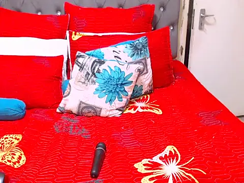 CouplesX96xx online show from October 16, 10:00 pm