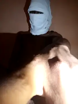 coverpage online show from February 24, 8:40 pm