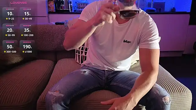 boiteasex online show from April 22, 5:21 am