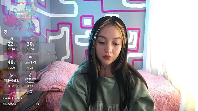 vero doll2 online show from March 24, 3:06 pm