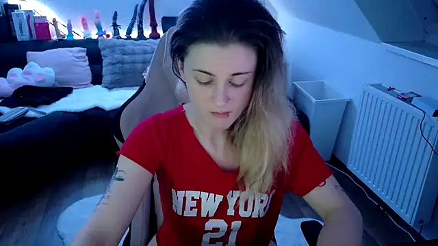 Melly4You online show from July 14, 9:53 pm