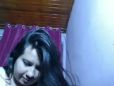 nina kisslove online show from November 6, 11:15 pm