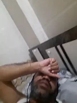 Snapshot of Hot-boy077 chatting on September 8, 5:01 pm Hot-boy077 online show from September 8, 5:01 pm