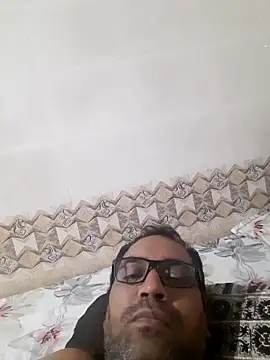 Snapshot of Hot-boy077 chatting on October 18, 7:09 am Hot-boy077 online show from October 18, 7:09 am