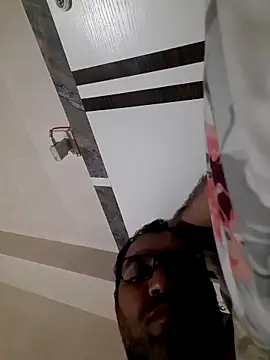 Snapshot of Hot-boy077 chatting on October 20, 4:35 am Hot-boy077 online show from October 20, 4:35 am