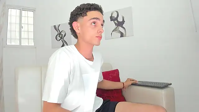 nathan shimmer online show from October 1, 9:10 pm