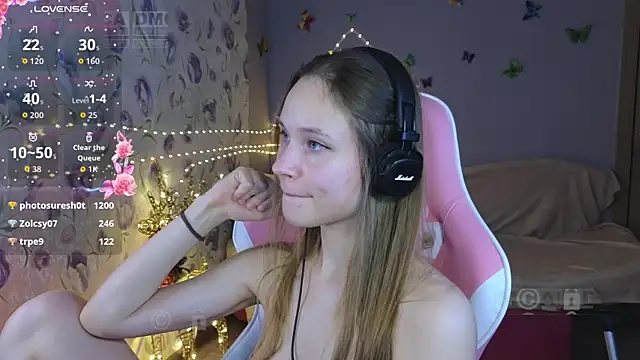 Armurra15 online show from April 19, 6:10 pm