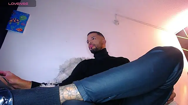 LickMyInk online show from February 22, 3:51 am