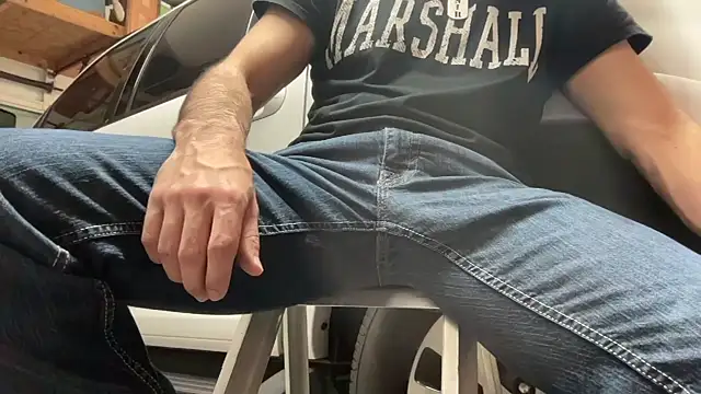 HorneyCowboy154 online show from February 22, 7:45 pm