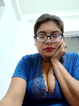 Snapshot of Elie_couple143 chatting on November 25, 6:52 pm Elie couple143 online show from November 25, 6:52 pm