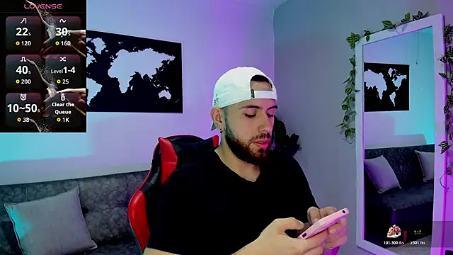 Maximo Wolff online show from December 4, 6:27 pm