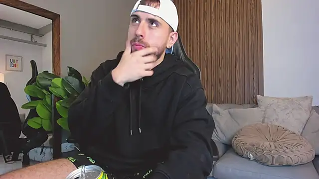 Maximo Wolff online show from March 20, 12:04 am