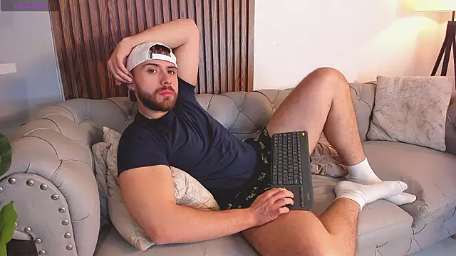 Maximo Wolff online show from March 23, 12:36 am