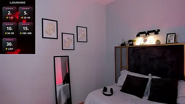 Azurra amatto2 online show from April 7, 8:31 pm