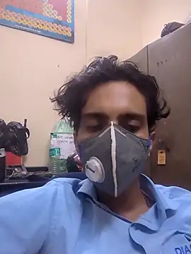 Snapshot of Sushant001 chatting on October 6, 6:38 pm Sushant001 online show from October 6, 6:38 pm