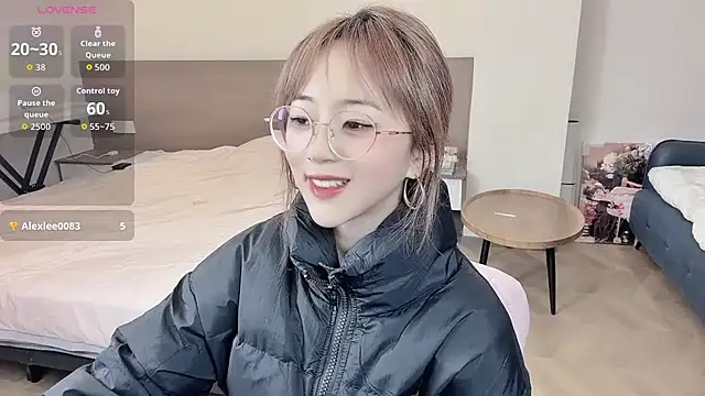 Snapshot of nini_a chatting on November 27, 7:32 am nini a online show from November 27, 7:32 am