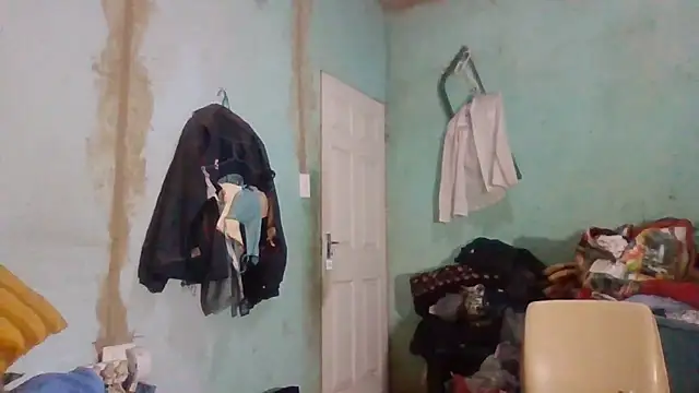 Snapshot of Nicky52 chatting on November 4, 4:11 am Nicky52 online show from November 4, 4:11 am