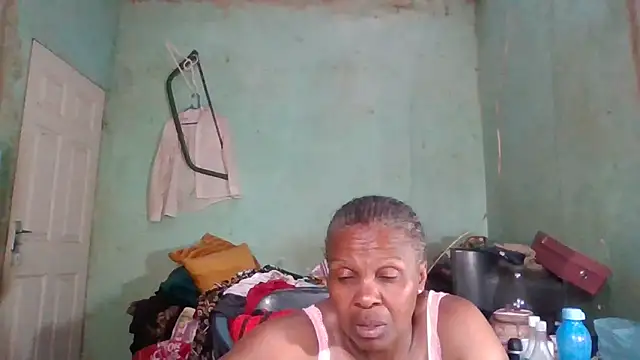 Snapshot of Nicky52 chatting on December 2, 9:14 am Nicky52 online show from December 2, 9:14 am