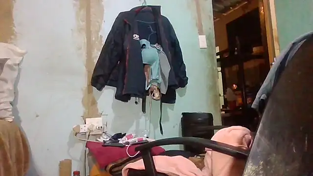 Nicky52 online show from April 10, 3:17 pm