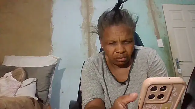 Nicky52 online show from April 19, 12:11 am