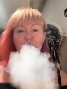 Snapshot of FlirtyMary chatting on November 2, 3:58 pm FlirtyMary online show from November 2, 3:58 pm