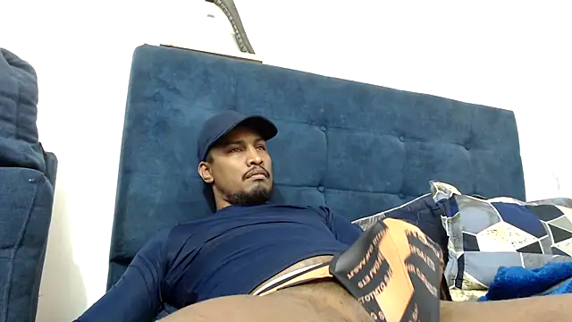 ElCaballeroNegro24 online show from April 5, 7:22 pm