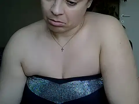 ITALIANASISIXX online show from February 28, 2:40 pm