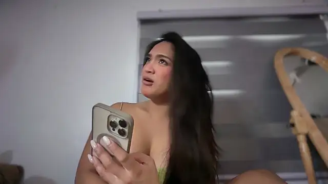 LaraBarcelo online show from January 10, 6:04 am