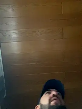 Snapshot of andrey1887 chatting on October 9, 6:11 am andrey1887 online show from October 9, 6:11 am