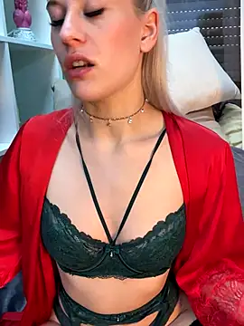 TheRealJessyLey online show from October 28, 7:23 am