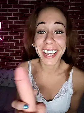 HotGinger66 online show from November 5, 8:25 am