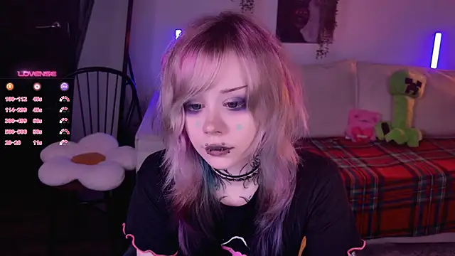 Lollyshy online show from November 30, 9:57 am