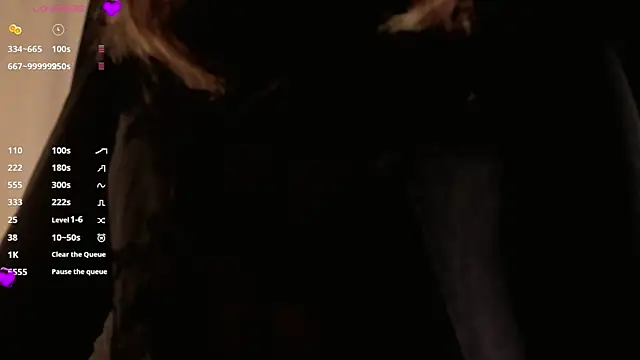 BlushinBloom online show from October 31, 6:14 am