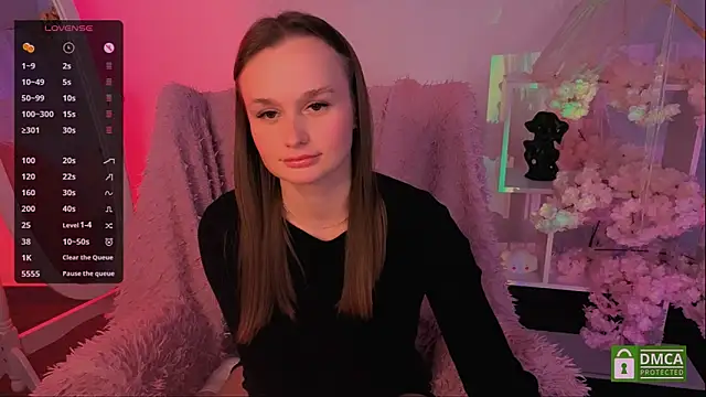 Snapshot of Lara_Vest chatting on September 26, 1:59 pm Lara Vest online show from September 26, 1:59 pm