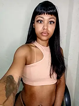 indiazinhabella27 online show from September 18, 5:42 am