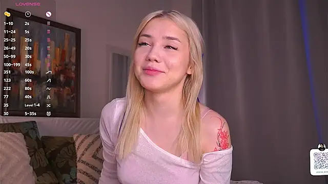 LilianBenskin online show from December 15, 5:44 am