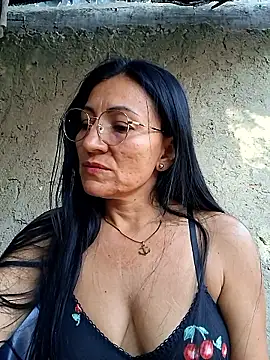 maturexxxnaughty online show from May 7, 11:48 am