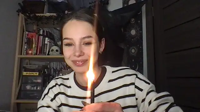 Yuna5343 online show from February 9, 8:24 pm