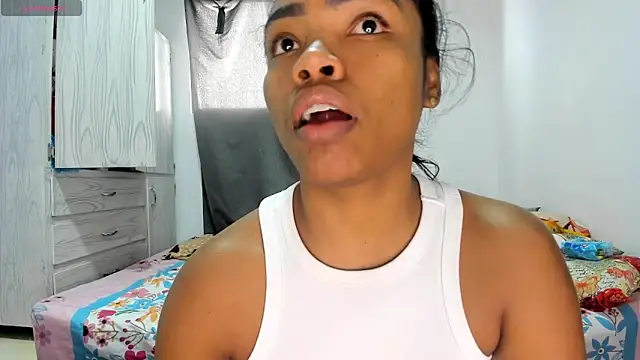 Snapshot of mishell- chatting on April 24, 7:38 pm mishell- online show from April 24, 7:38 pm