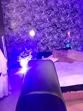 Snapshot of Bigass_curvy chatting on September 22, 10:23 pm Bigass curvy online show from September 22, 10:23 pm