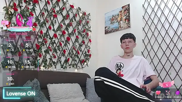 LiamBrown09 online show from March 3, 7:42 pm