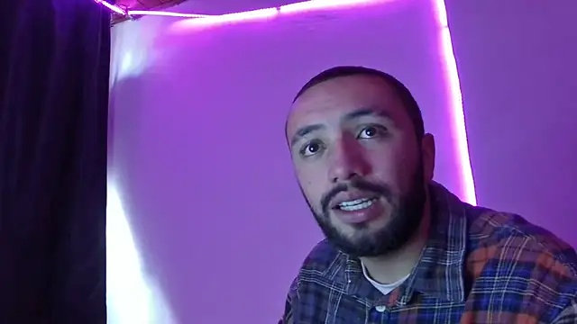 annaandgray online show from December 17, 4:02 pm