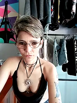 Lulypsicologasexual online show from October 31, 6:09 pm